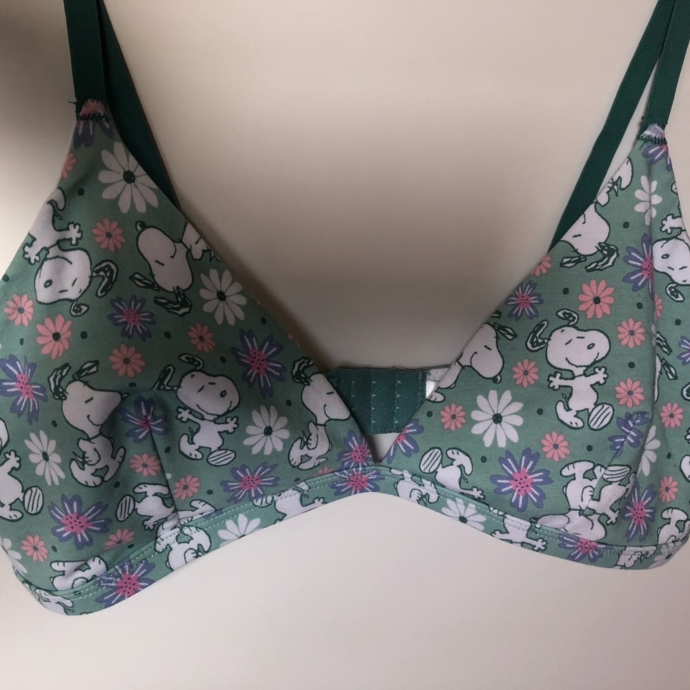 Peanuts Green Snoopy Floral Bralette & Shorts Lounge Set - Picture 3 of 6